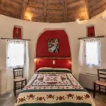 بيت للعطل Old Windmill In Village Triandáros