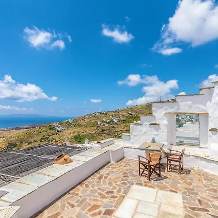 Old Windmill In Village * Triandáros
