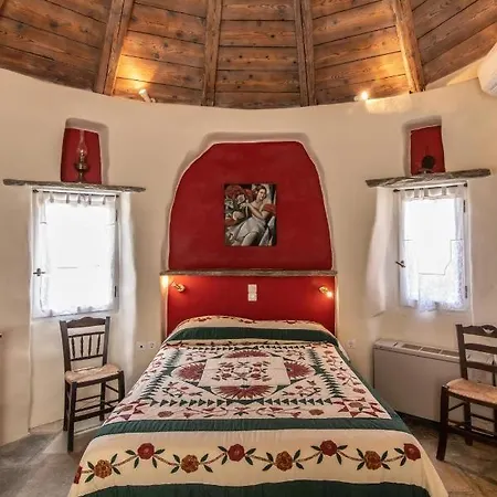 Casa de Férias Old Windmill In Village Triandáros