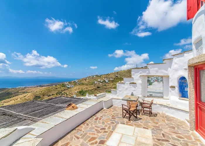Old Windmill In Village * Triandáros
