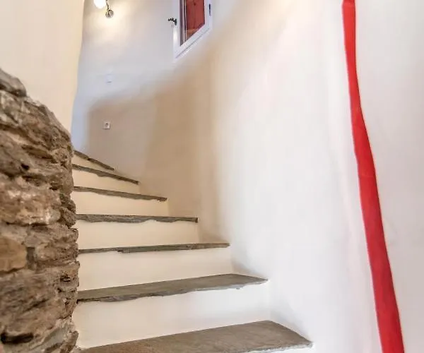 Old Windmill In Village * Triandáros